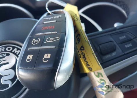 2018 Alfa Romeo Stelvio Ti Sport Awd z USA, uszkodzony, nr VIN ZASFAKNNXJ7B73323